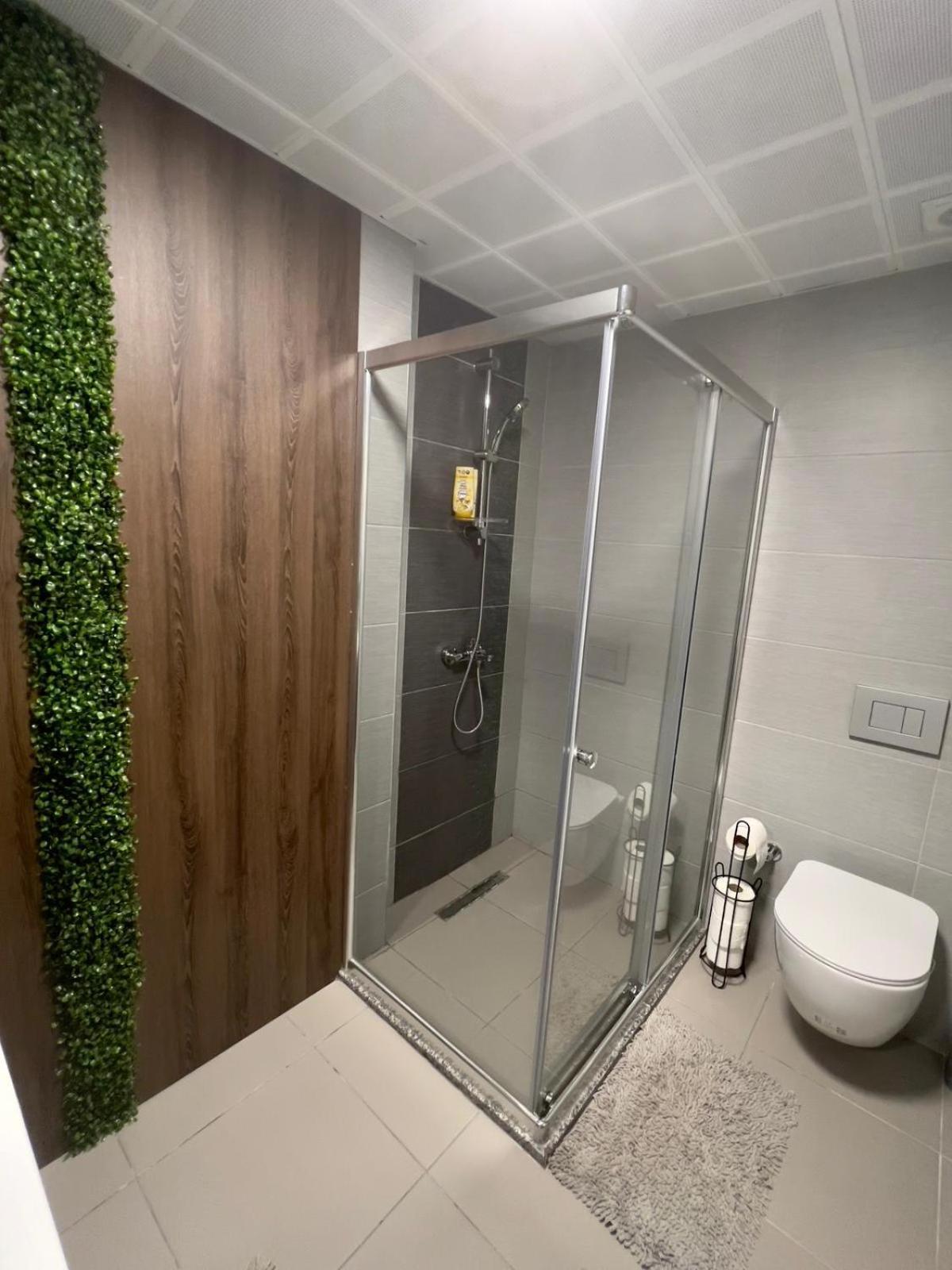 Alfred Sky Smart Apartment 29Th Spa Included Skopje Exterior foto